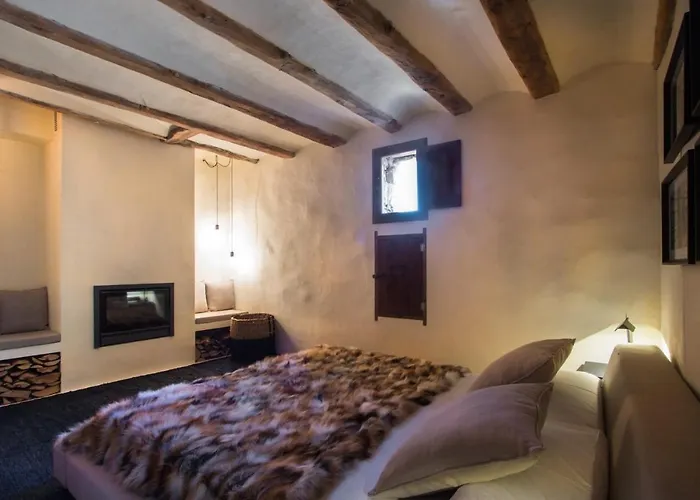 Con Piscina * Mora de Rubielos